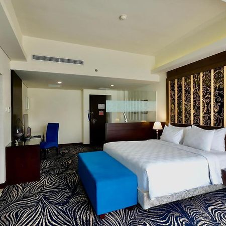 Swiss-Belhotel Silae Palu Dış mekan fotoğraf
