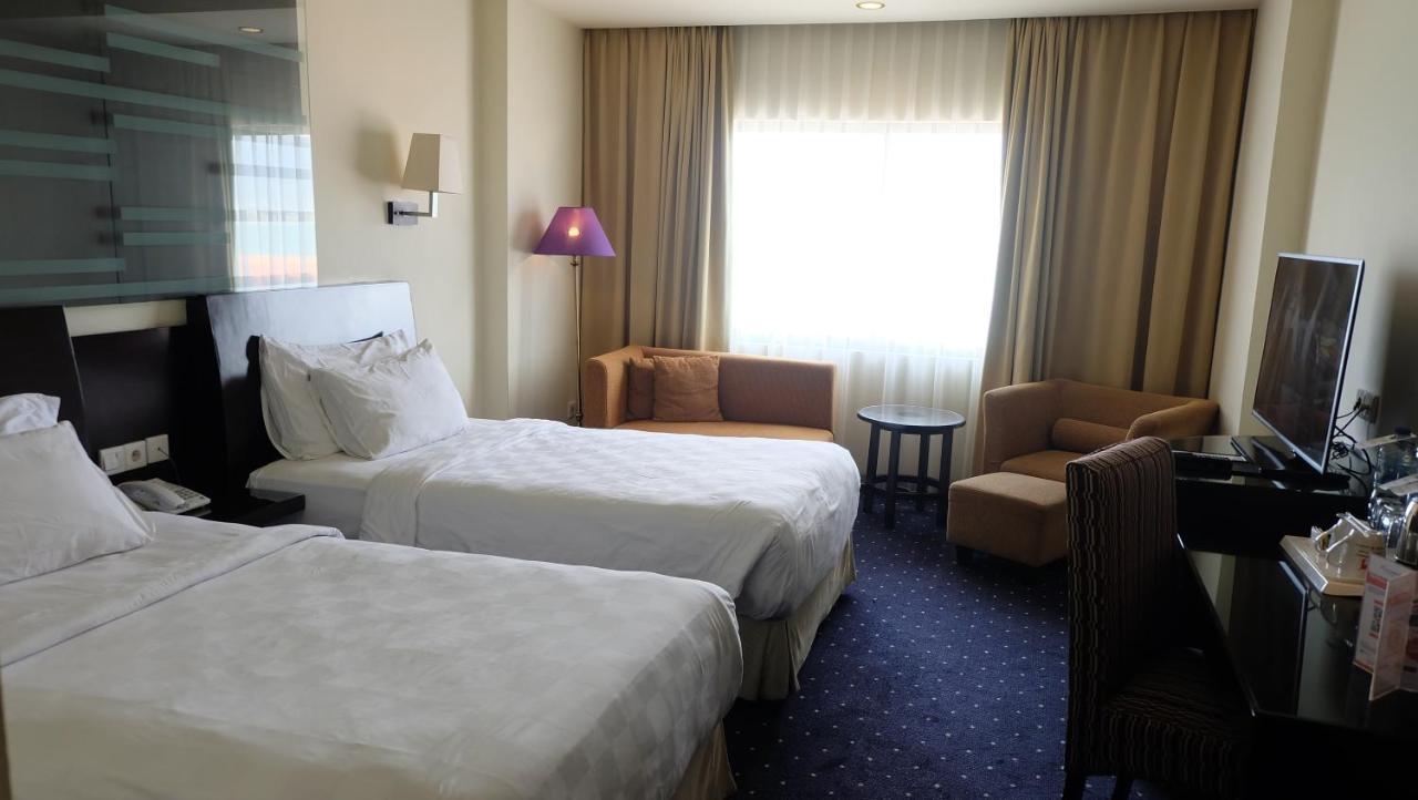 Swiss-Belhotel Silae Palu Dış mekan fotoğraf
