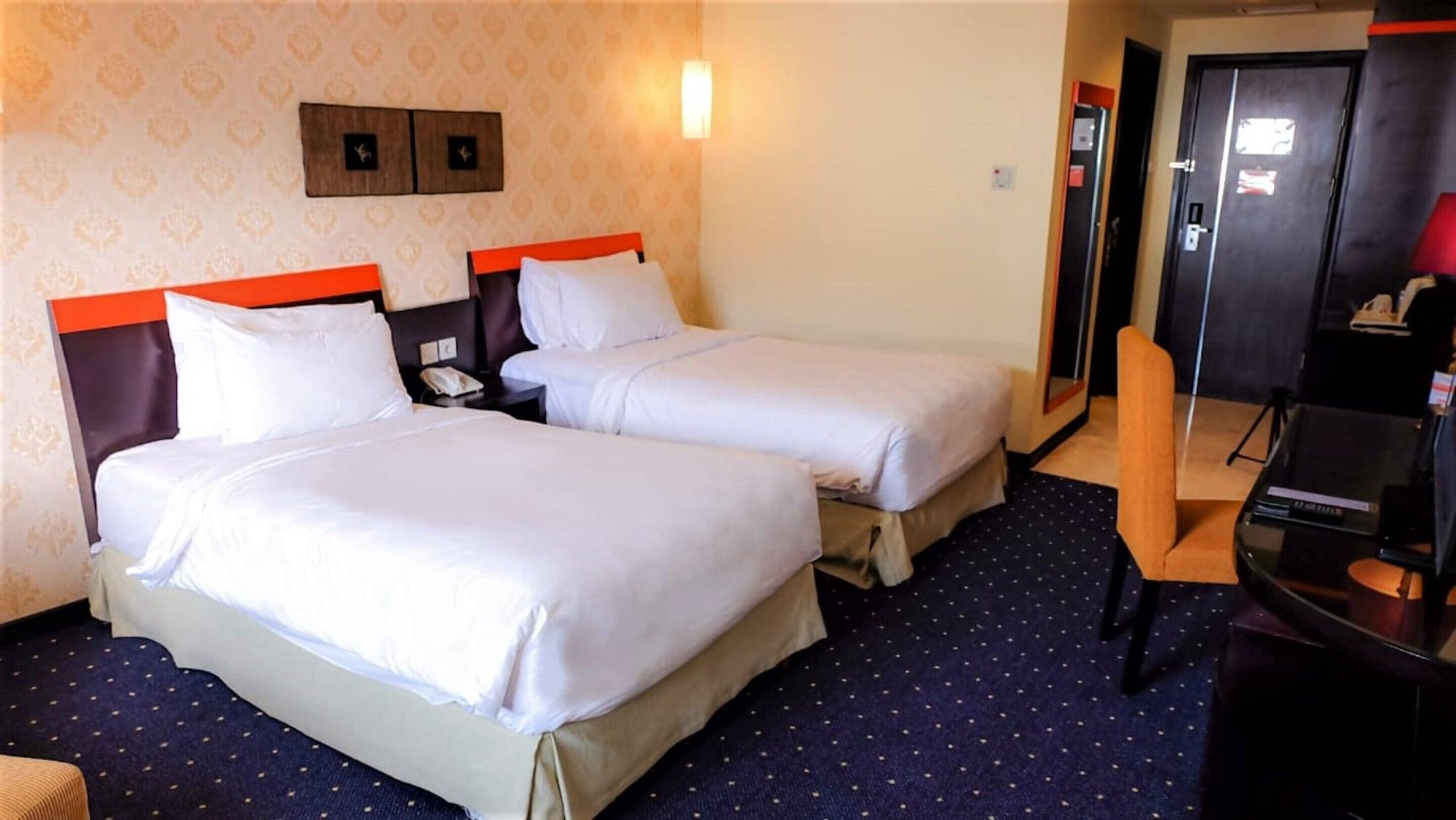 Swiss-Belhotel Silae Palu Dış mekan fotoğraf