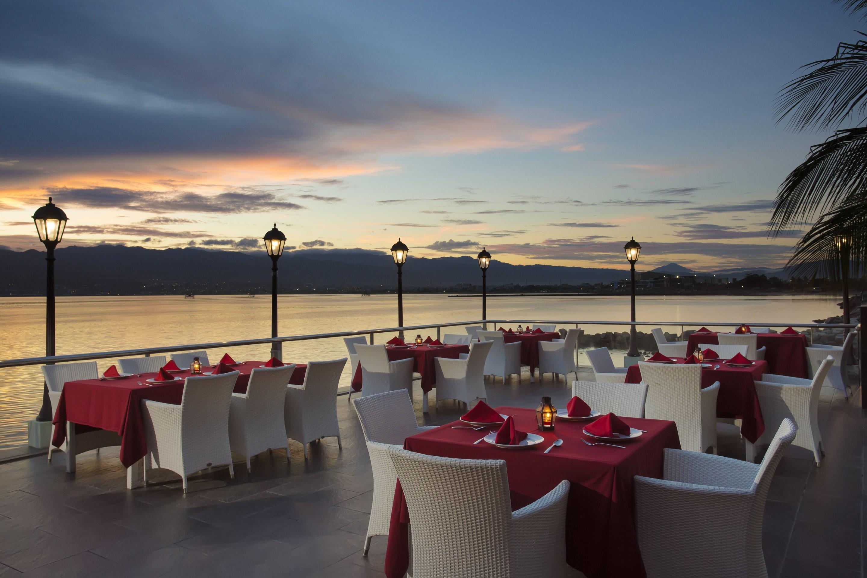Swiss-Belhotel Silae Palu Dış mekan fotoğraf