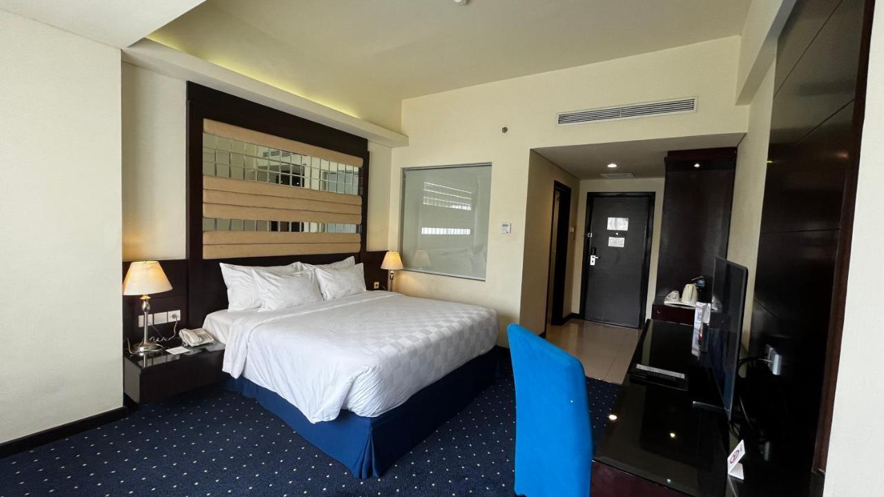 Swiss-Belhotel Silae Palu Dış mekan fotoğraf