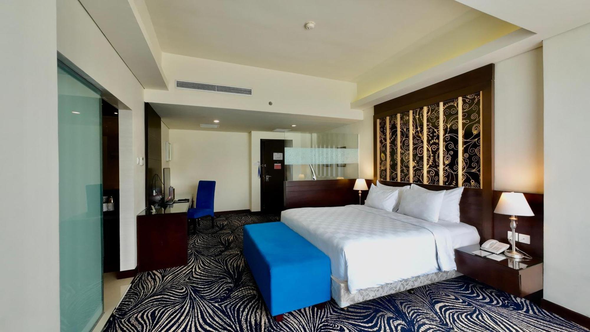 Swiss-Belhotel Silae Palu Dış mekan fotoğraf
